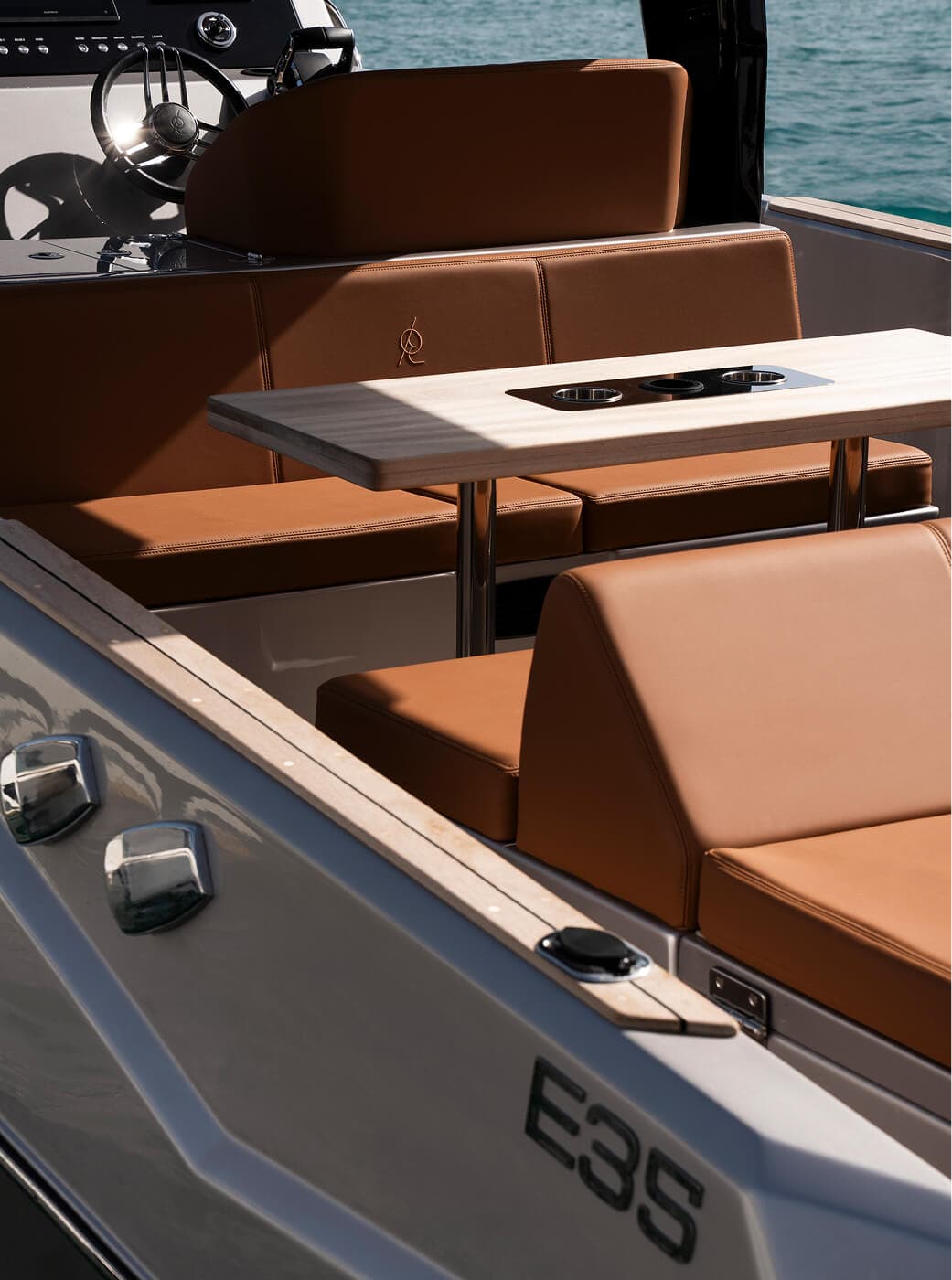 E35  gallery 15