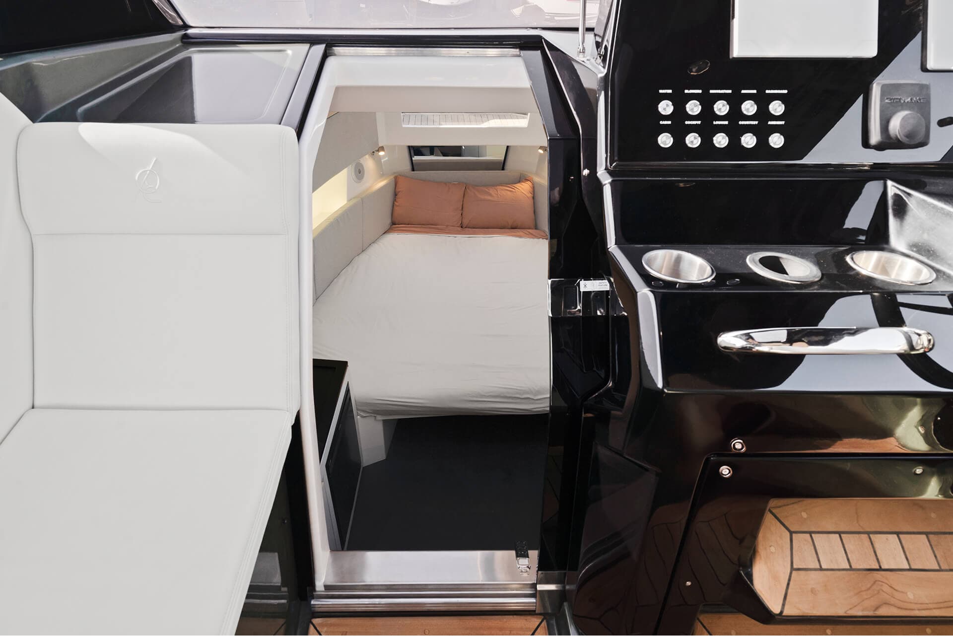 E42  gallery 28
